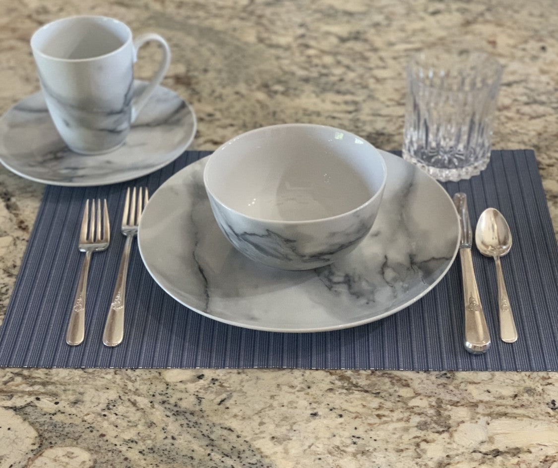 Woven vinyl placemats set of 4